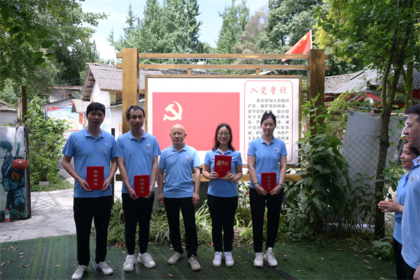 1703135790622910.jpg 8.jpg