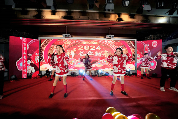 1708583924453397.jpg 舞蹈.jpg